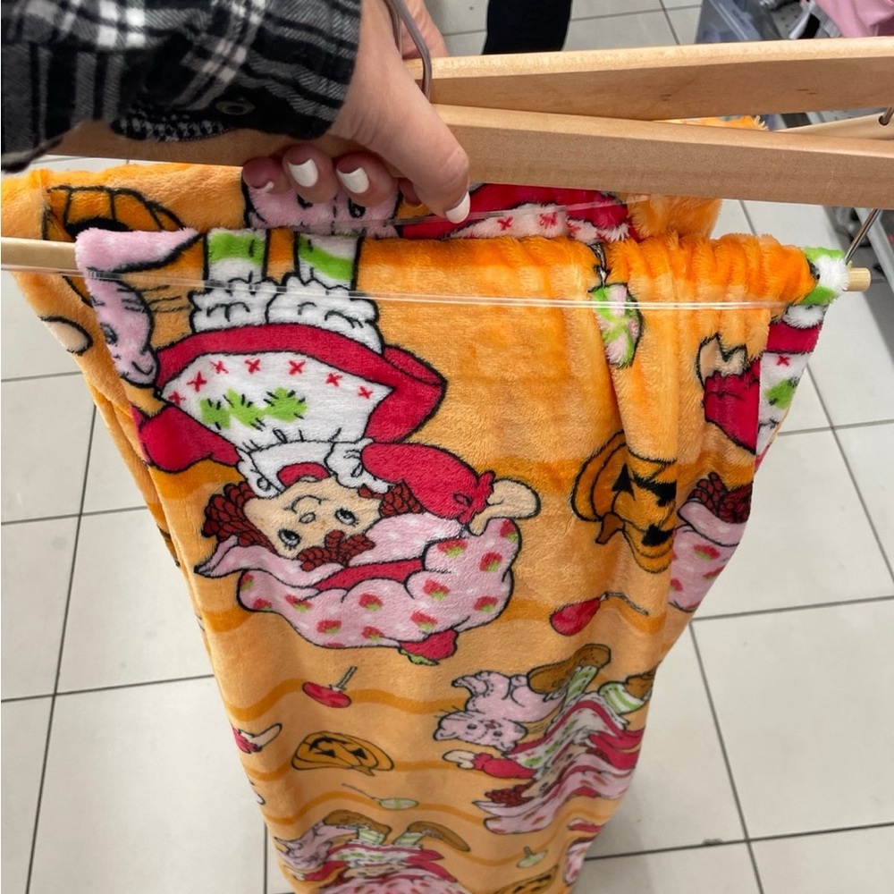 Strawberry shortcake Halloween blanket